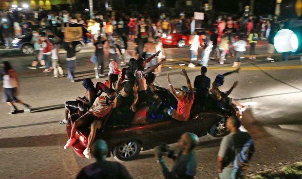 Missouri Highway Patrol takes over the Ferguson protests